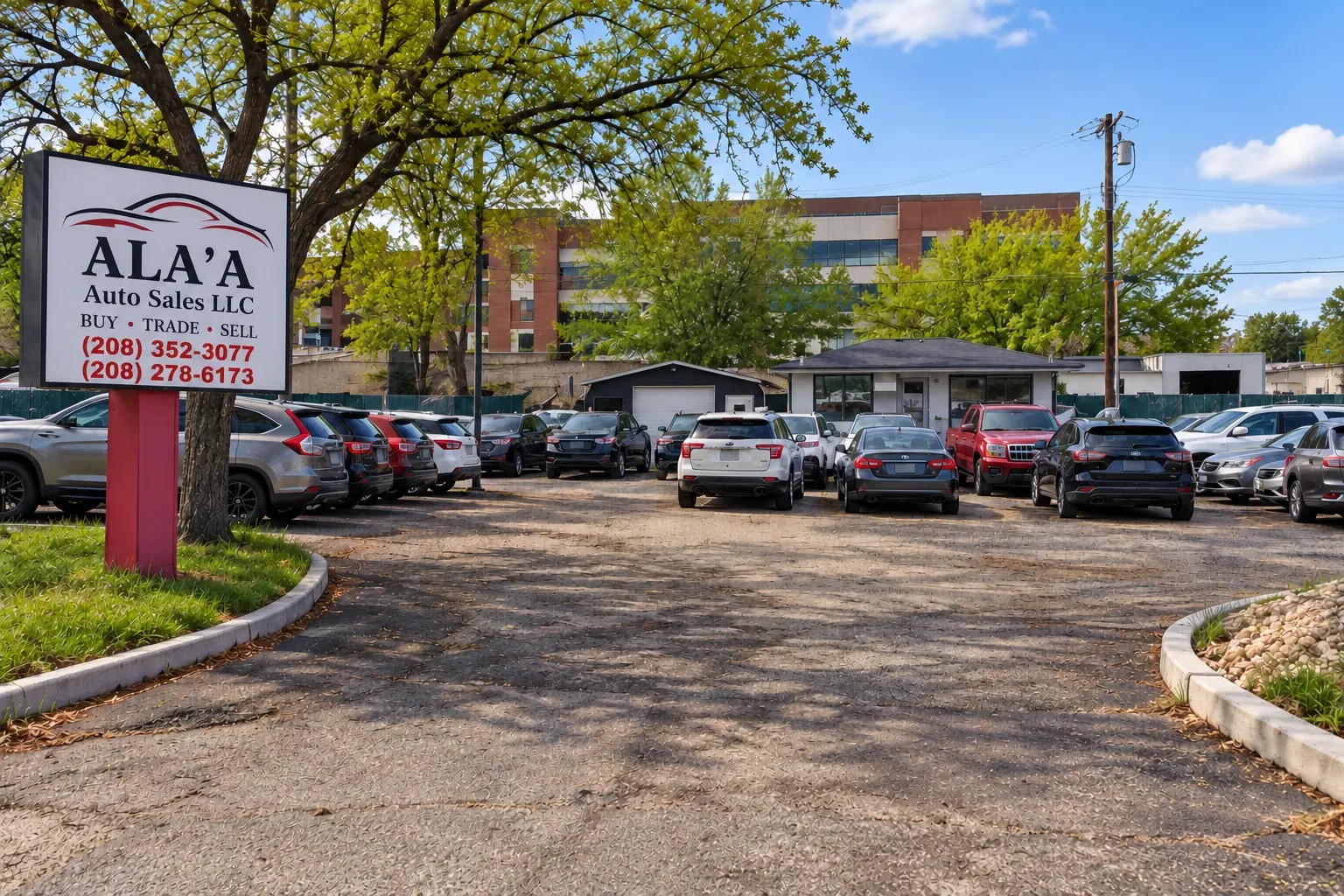 The Ala'a Auto Sales lot in Boise